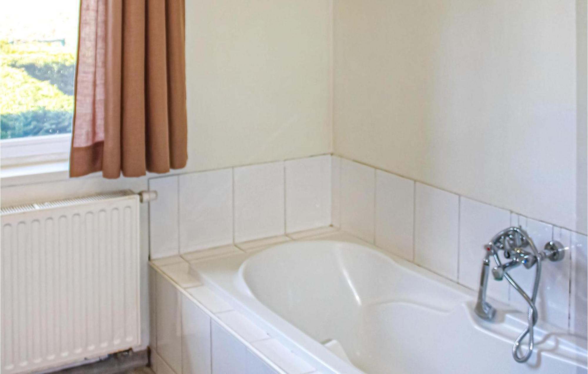 Beautiful Home In Diksmuide With Wifi Ngoại thất bức ảnh